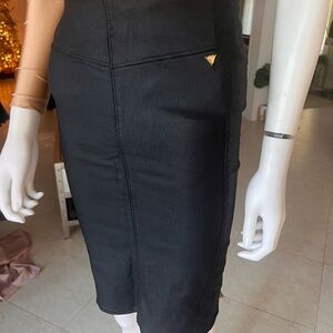 GUESS Jean skirt sz small black